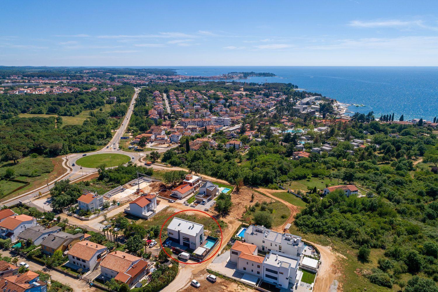 Noble Strandnahe Mit Meerblick, Privatpool, Gym, Nur 700 Meter Zum Ferienhaus *